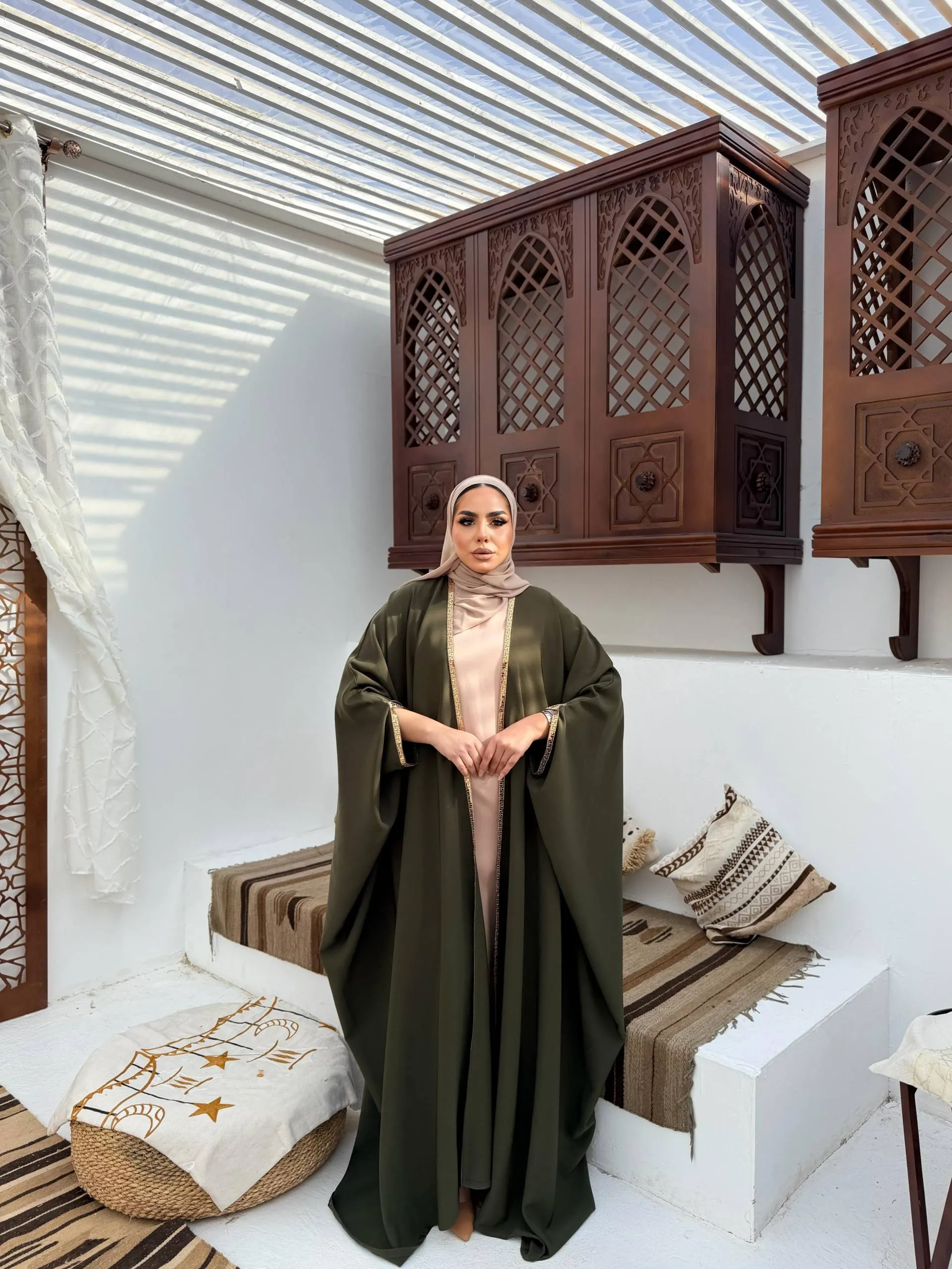 عباية شريط فيرزاتشي